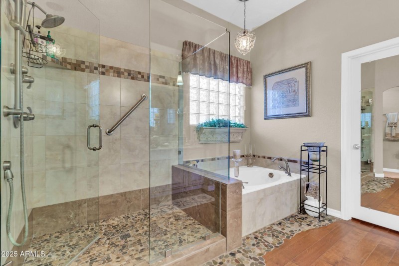 3829 E Peach Tree Dr-25