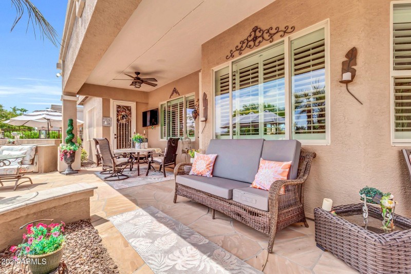 3829 E Peach Tree Dr-35