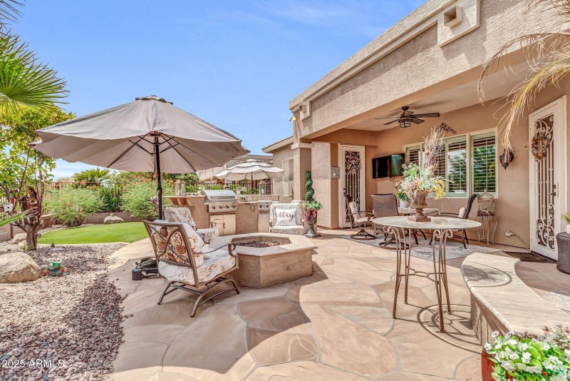 3829 E Peach Tree Dr-36