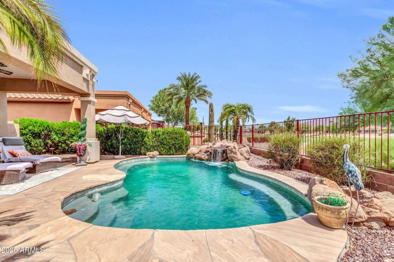 3829 E Peach Tree Dr-43