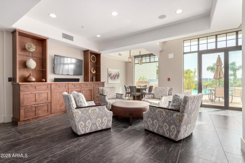 Enjoy The Southern Golf and Pool View