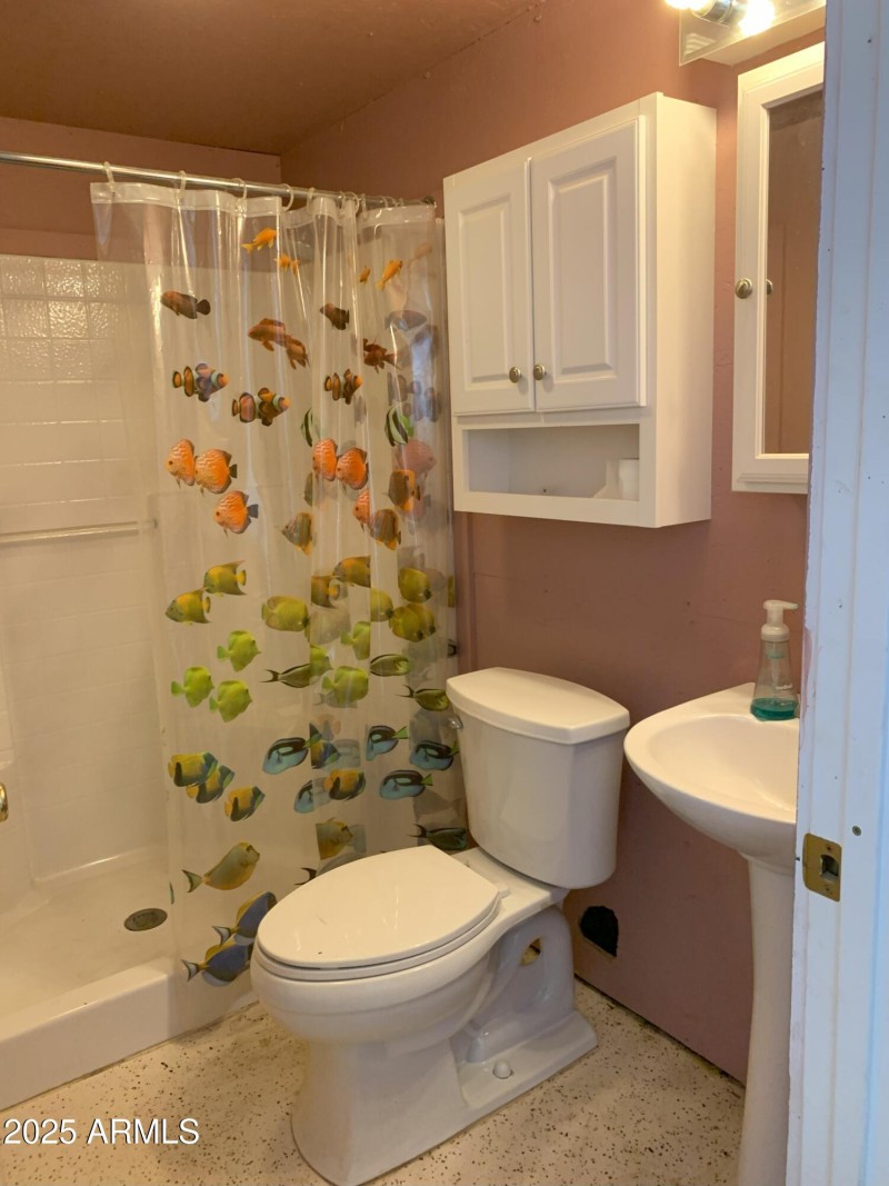 Shop has a 3/4 Bath, Too!