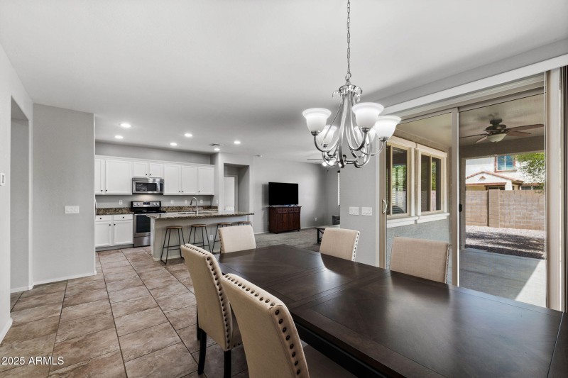 07__3116 E Regina St