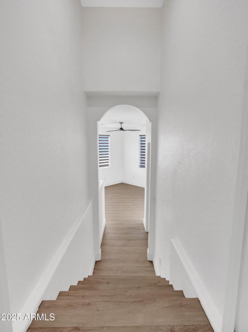 08-Bedroom-suite-(1)