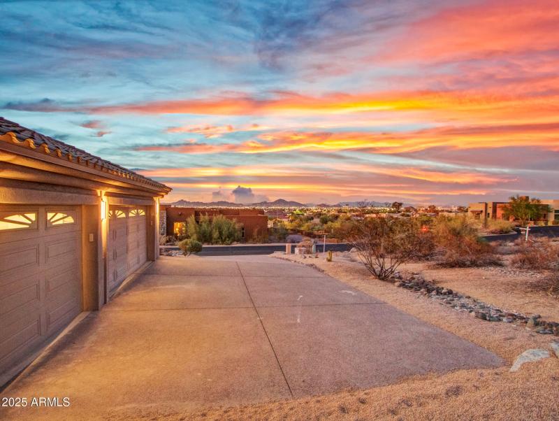 04-View-from-Driveway