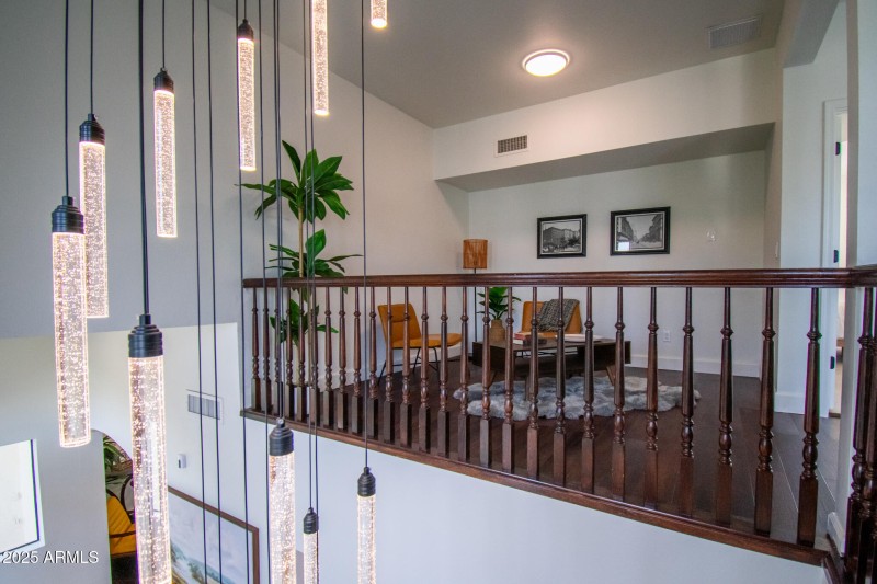 8024 N 7th Ave Closeups-2