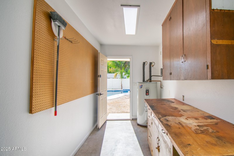 8024 N 7th Ave Closeups-1