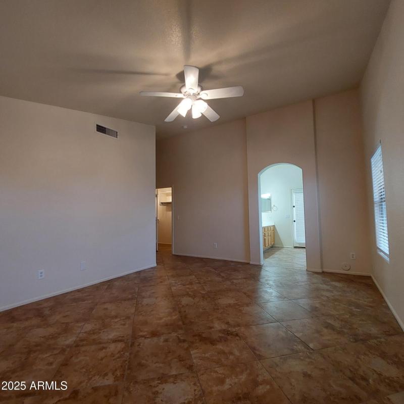 11219W.VernonAvePics25