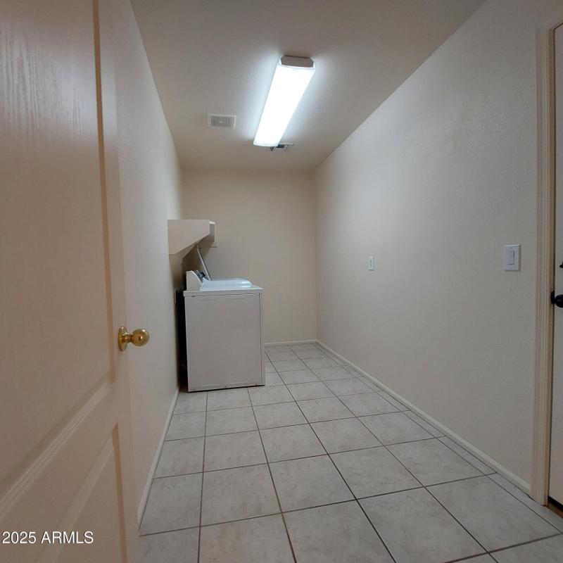 11219W.VernonAvePics9