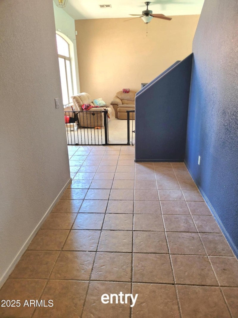 4) 61760-68a3612c8f4b4