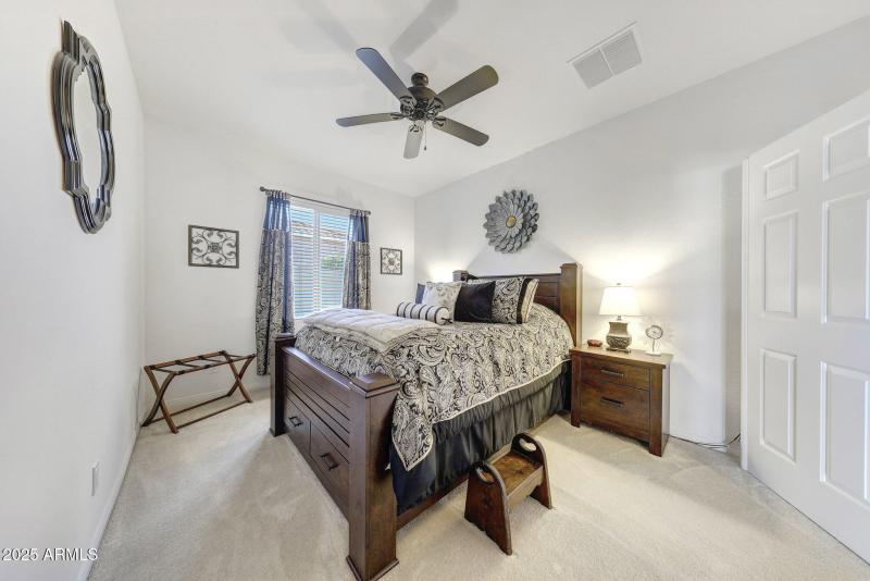 Office/Den/3rd Bedroom