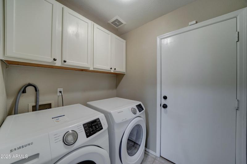 5204 W Geronimo St-27