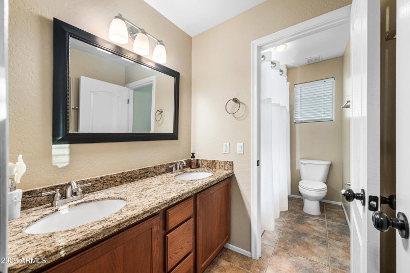 10318-E-Trailhead-Court-43