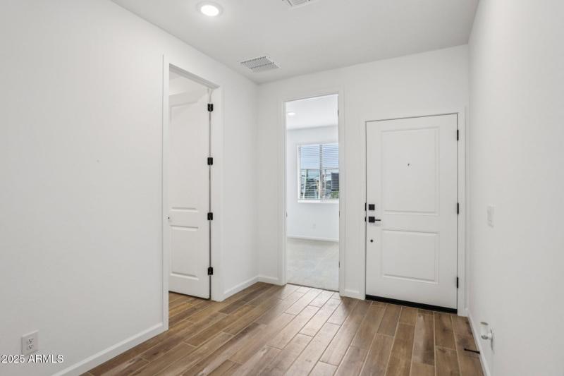 12-web-or-mls-La Senda Dr W-S2008-012