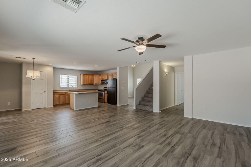 15-web-or-mls-Naomi-15