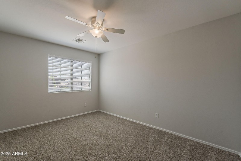 30-web-or-mls-Naomi-30