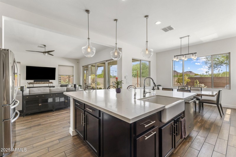 Kitchen & Great Room