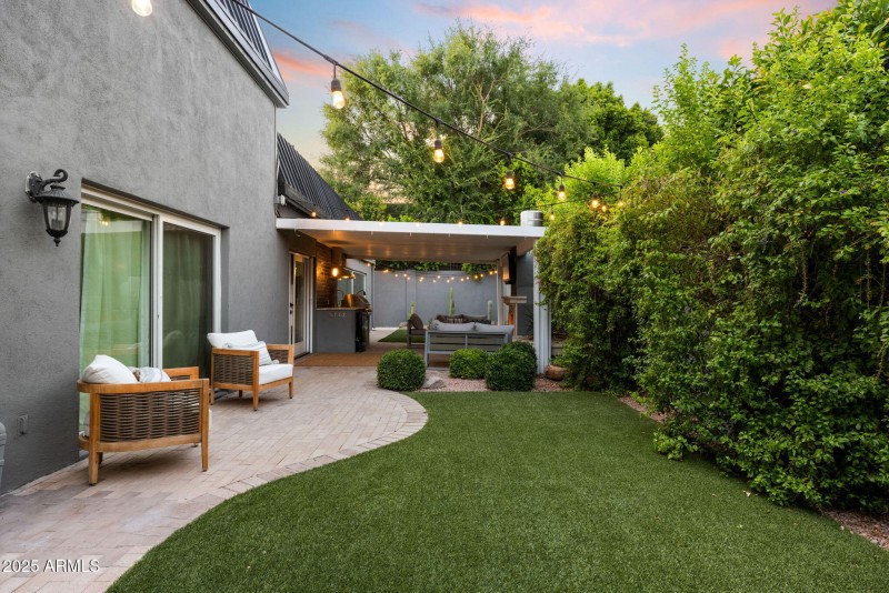 54 Backyard Master Door