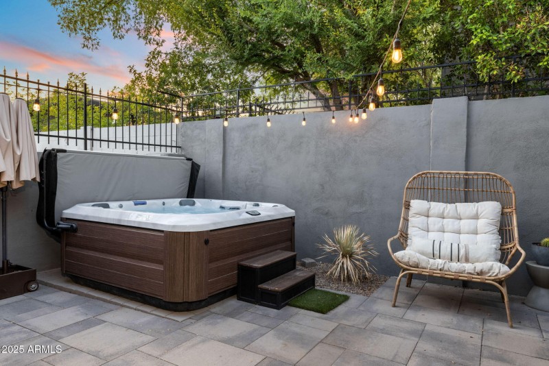 38 Patio w/Spa
