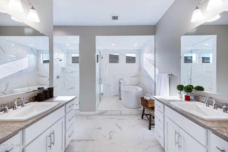 10420 E Trillium Ave-42