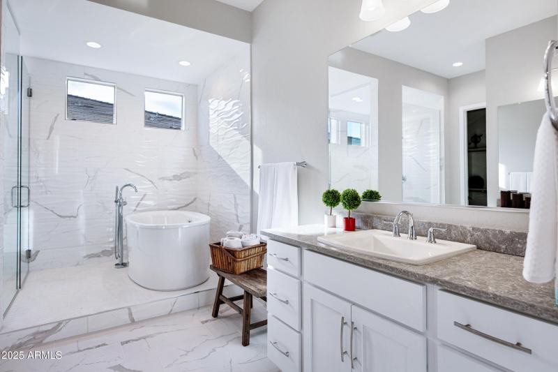 10420 E Trillium Ave-43