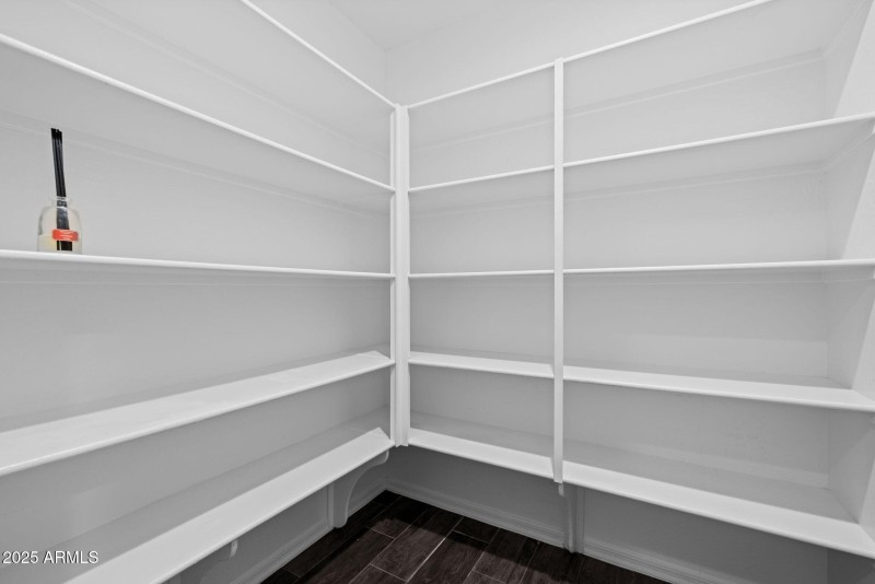 Walk-in Pantry