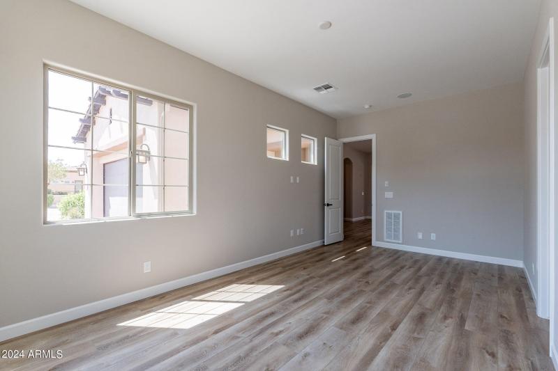 7-web-or-mls-Peach-7