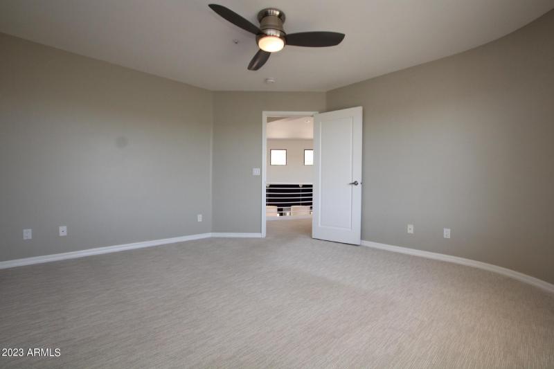 9a12a239-ddfa-4ecd-9467-f77528ce5b0d