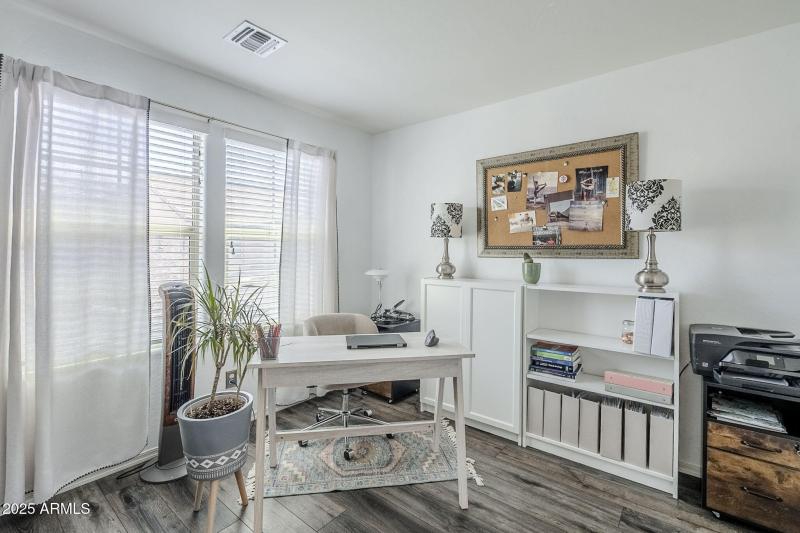 51-web-or-mls-Betty-28