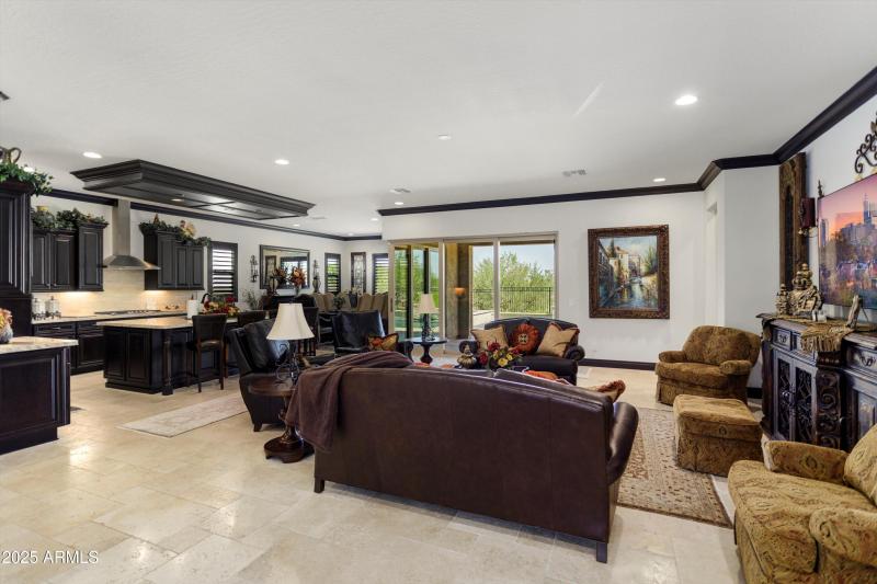 14-26686 W Piute Ave