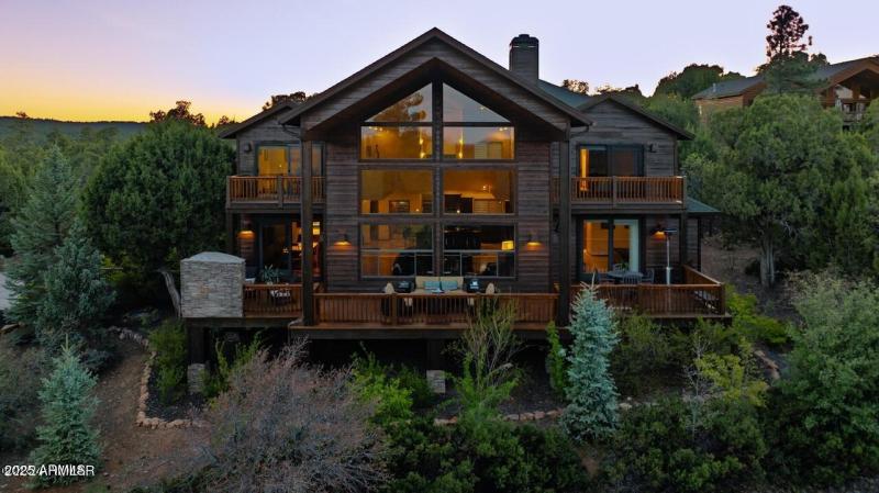 Snowberry Cabin in Torreon