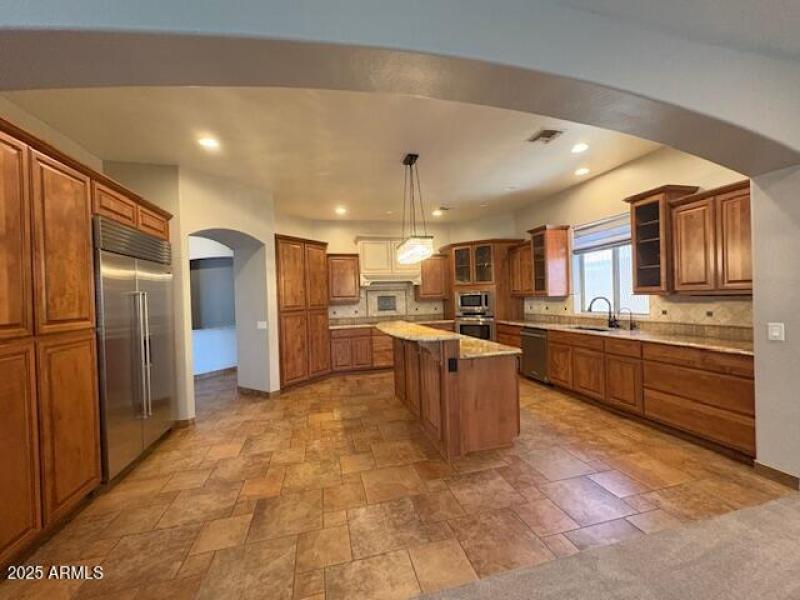 206 W Crimson Kitchen..