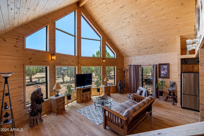 2796ChandelleLn-Overgaard-AZ-10