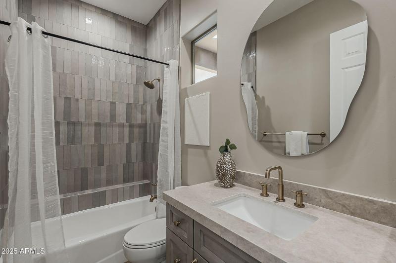 26-web-or-mls-74th St-26