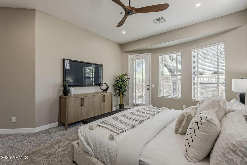 28-web-or-mls-74th St-28