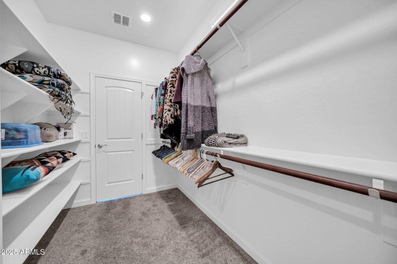 20487 W Minnezona Ave-16