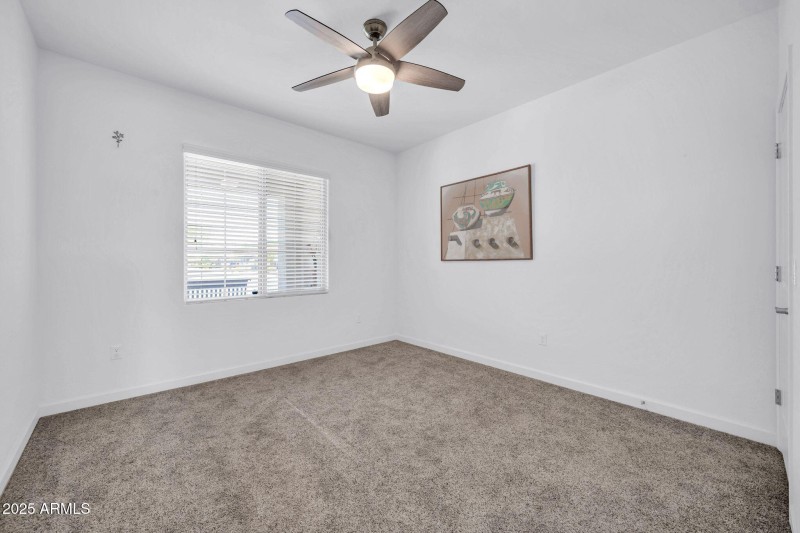 20487 W Minnezona Ave-23