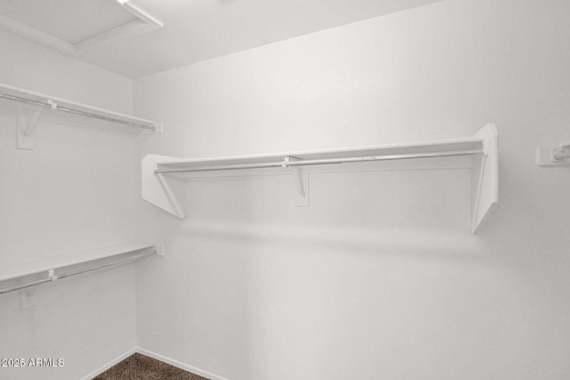 4294 Woodshed - 20Walk In Closet