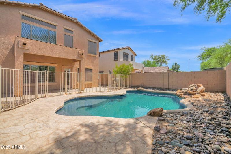 4294 Woodshed - 27Backyard