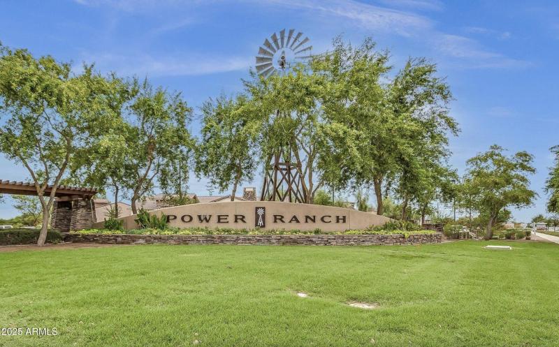 4294 Woodshed - 37Community