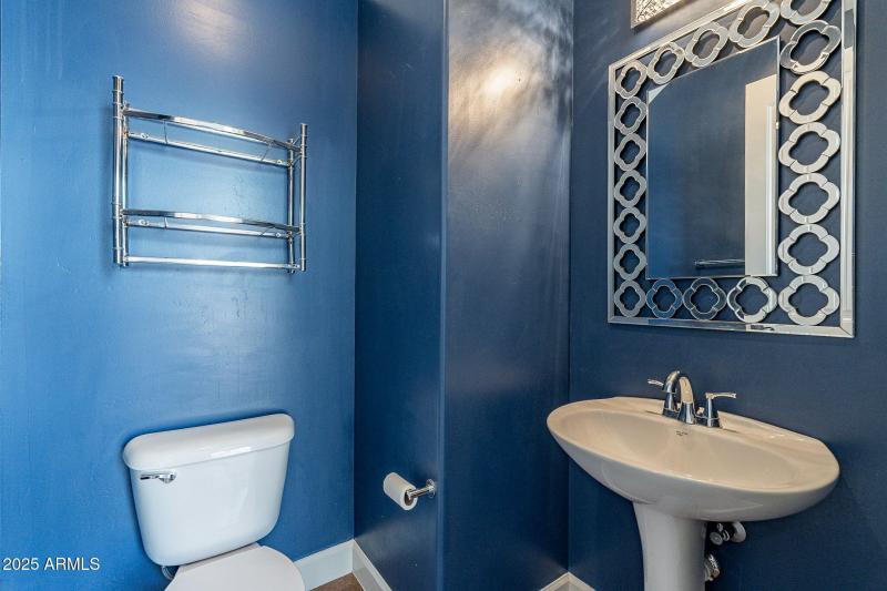 26-web-or-mls-Lakewood-26