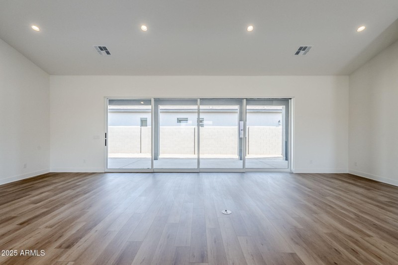 11-web-or-mls-Luckenbach-11 (3)