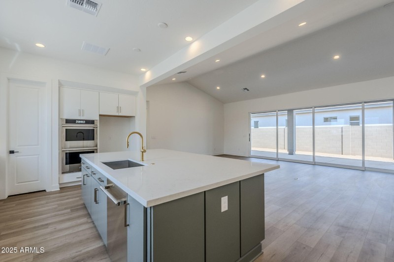 13-web-or-mls-Luckenbach-13 (2)