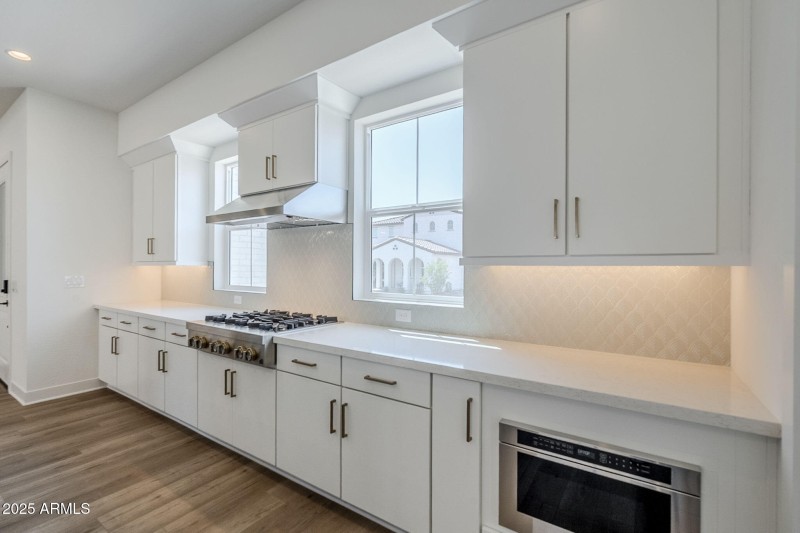 16-web-or-mls-Luckenbach-16 (1)