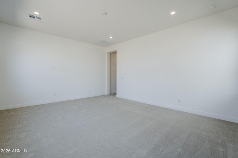 20-web-or-mls-Luckenbach-20 (3)