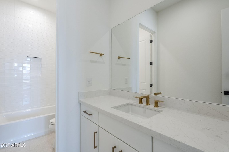 34-web-or-mls-Luckenbach-34 (3)