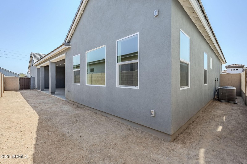 47-web-or-mls-Luckenbach-47 (1)