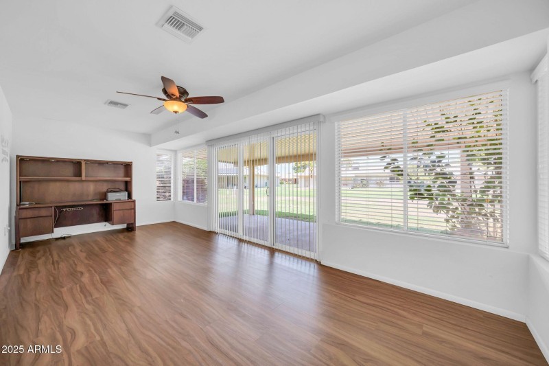 10726 W Denham Dr-12