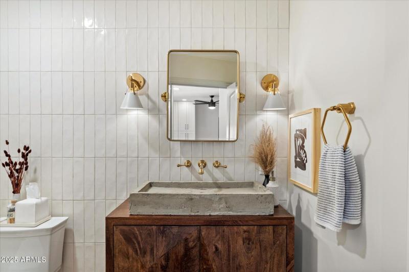 Guest Powder Room