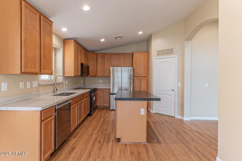 17859 West Eugene Terrace-large-011-006-